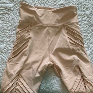 L’URV light pink leggings